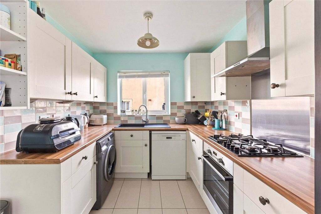 Property photo 3 of 18 Picture No. 20