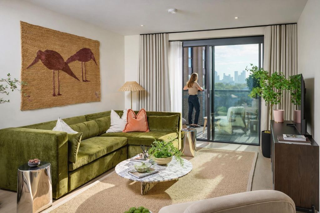 Property photo 2 of 7 2D027Aec-Aa87-4C46-B381-286Bef3Df8B9.Png