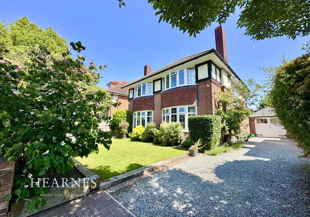 Property photo 1 of 29