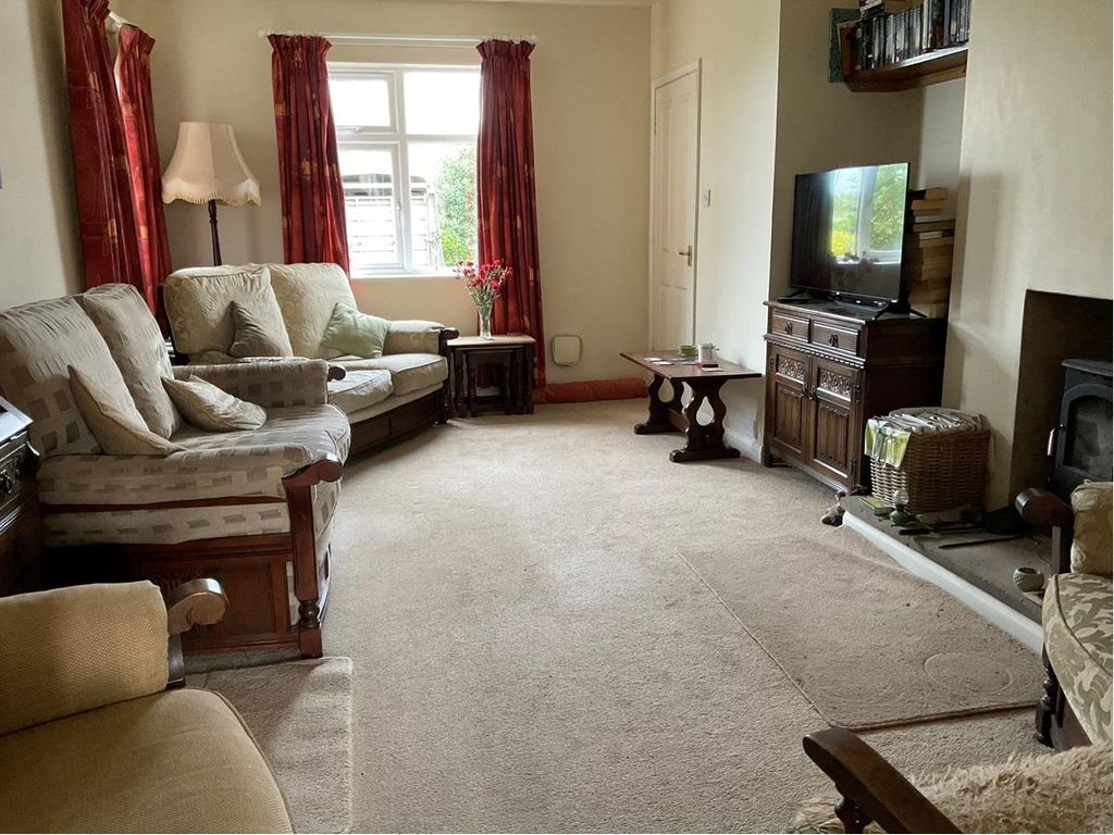 Property photo 3 of 17 62 Hk Rd Sap 3.Jpg