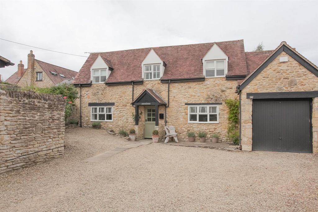Property photo 1 of 34 Img_3076.Jpg