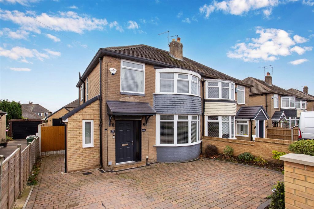 Property photo 1 of 15 Exterior