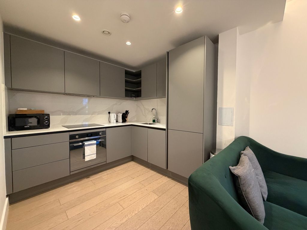 Property photo 2 of 22 Kitchen