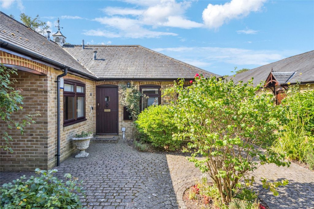 Property photo 1 of 22 Front