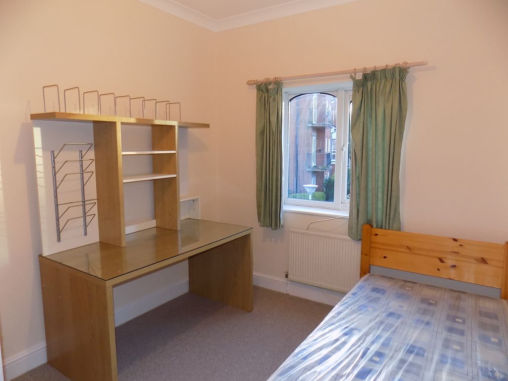 Property photo 3 of 8