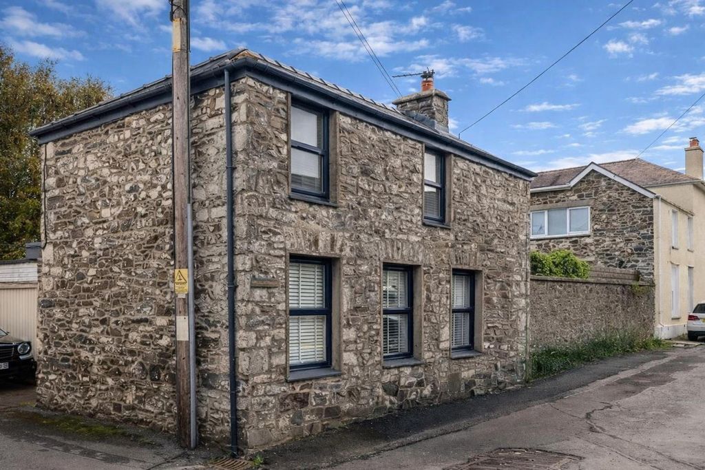 Property photo 1 of 16 8E410Df3-287C-4Fe4-8477-8390F901665D.Png