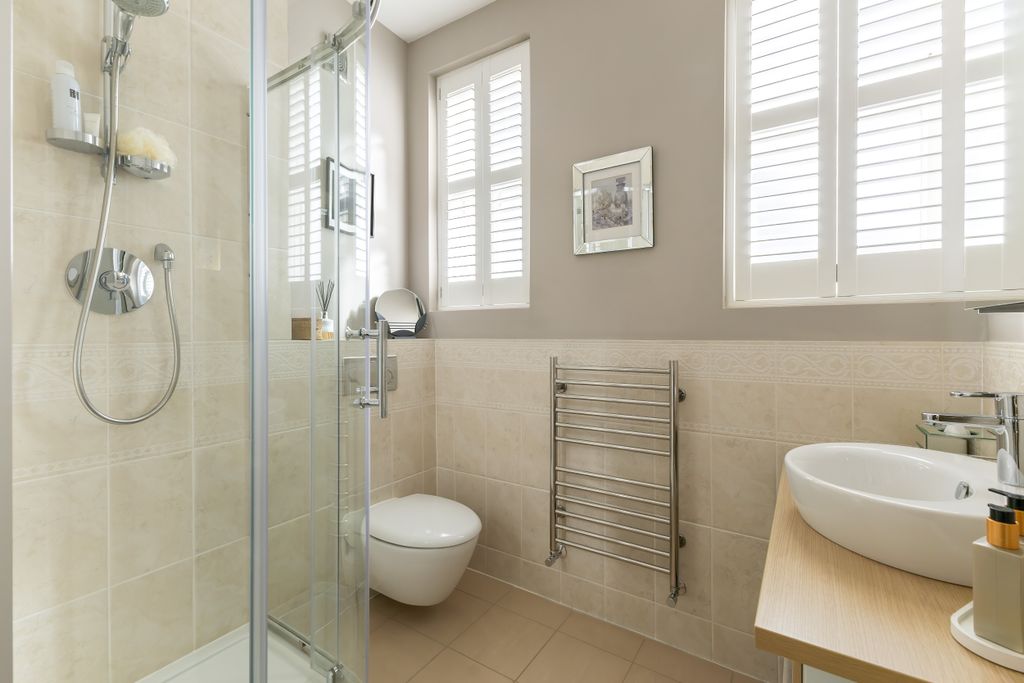 Additional image 8 of 3 bed flat for saleUpper Lodge Way, Coulsdon CR5