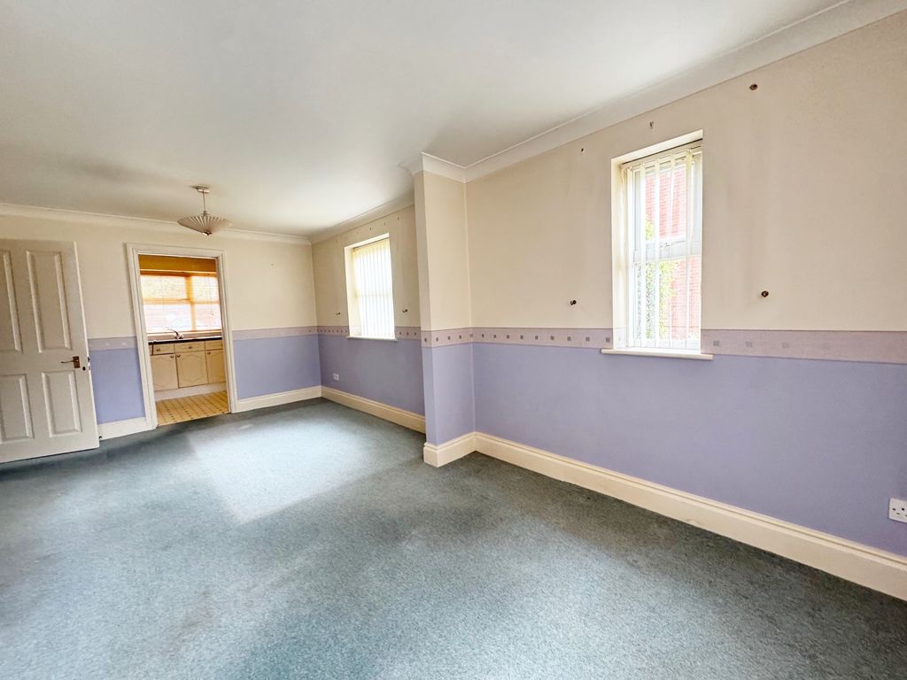 Property photo 2 of 10 Lounge Diner