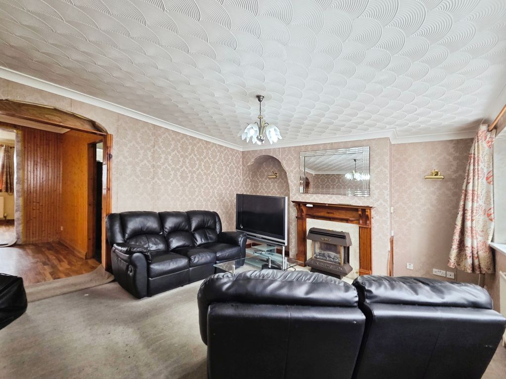 Property photo 3 of 17 Bf14B80c-1000129934