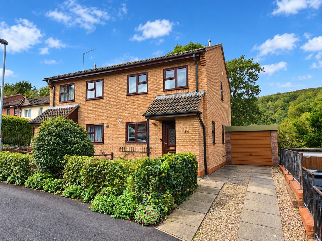 Property photo 1 of 12
