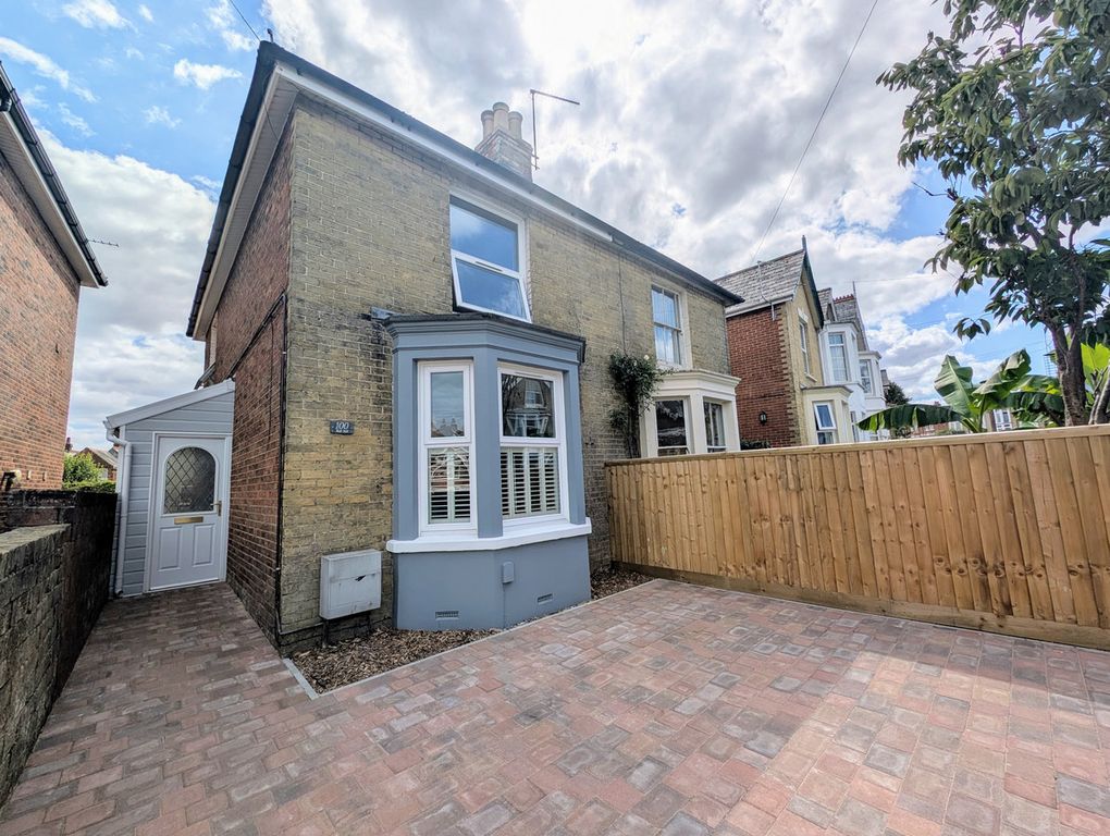 Property photo 1 of 35