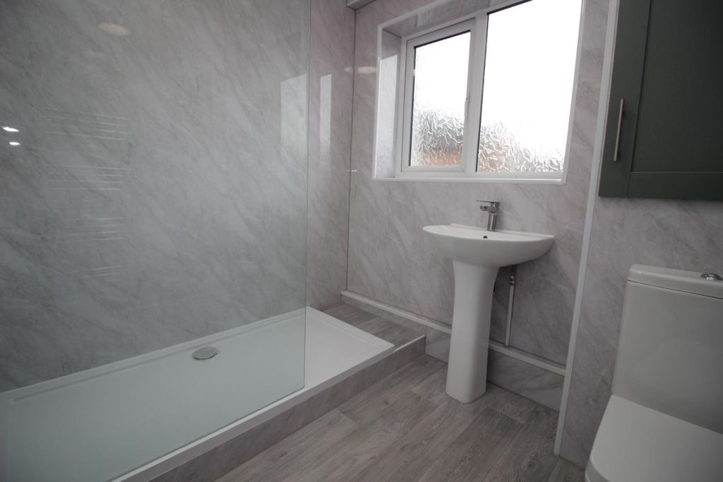 Property photo 3 of 8 Img_9456.Jpg