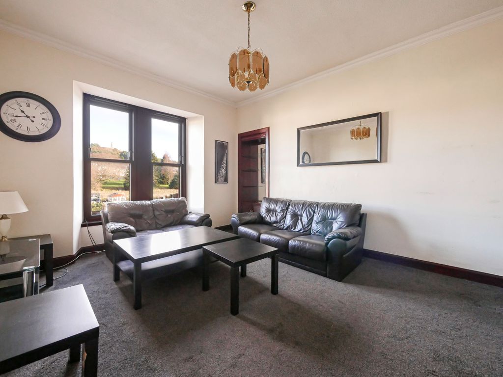 Property photo 2 of 9 Lounge-1
