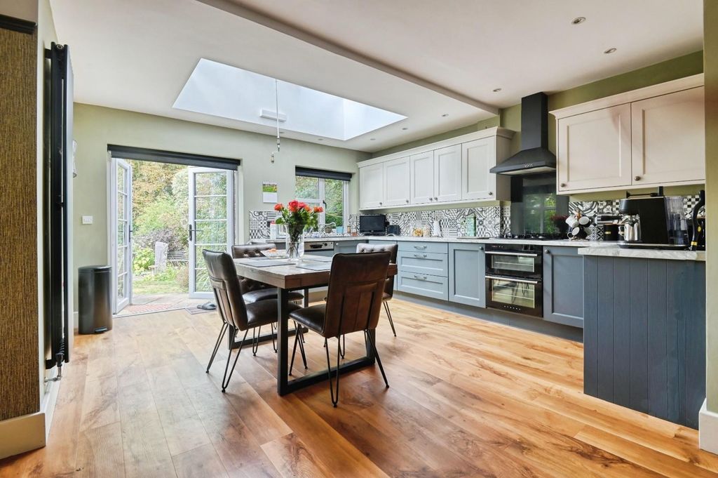 Property photo 1 of 25 26Bou7.Jpg
