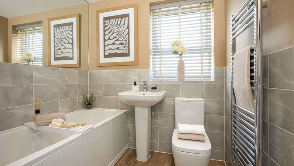 Property photo 2 of 8