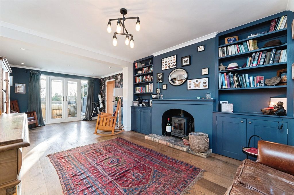 Property photo 2 of 62 Picture No. 72