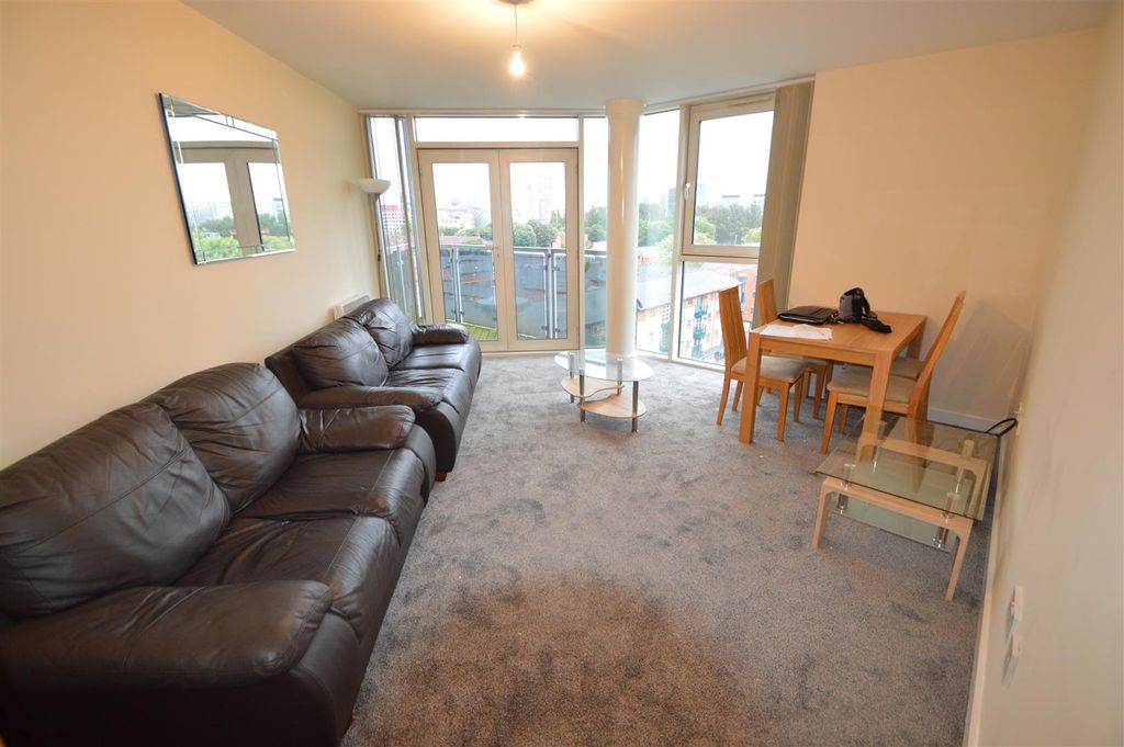 Property photo 2 of 6