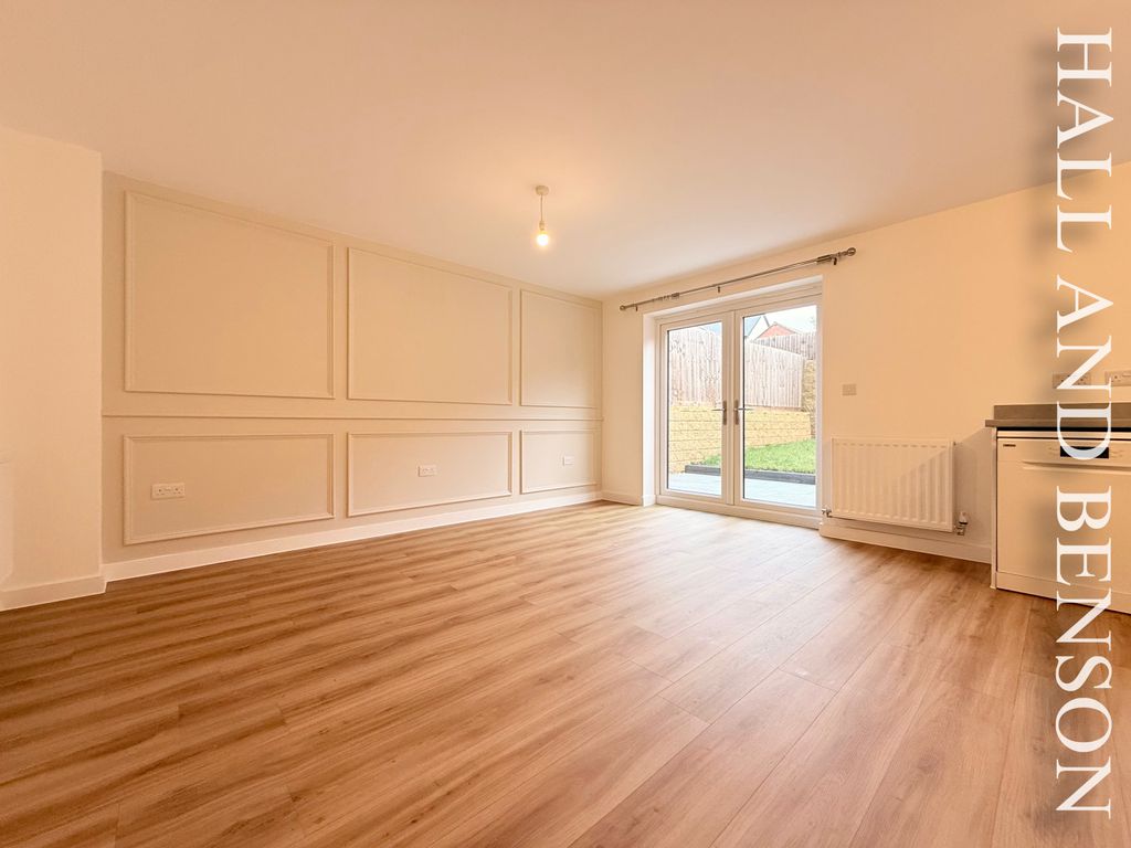 Property photo 2 of 24 Image