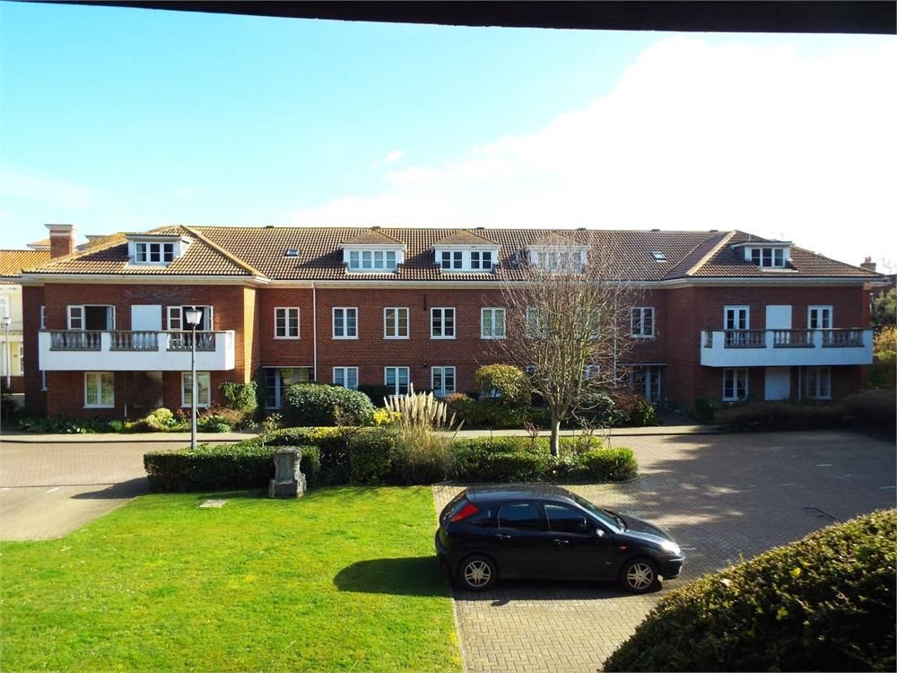 Property photo 1 of 18