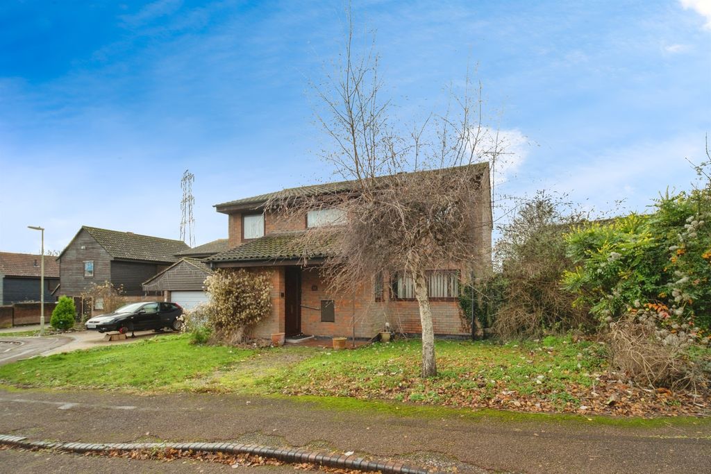 Property photo 1 of 17