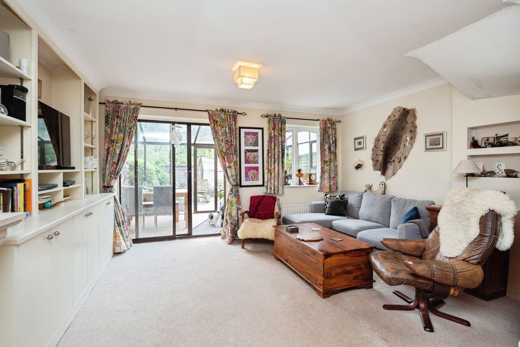 Property photo 3 of 13