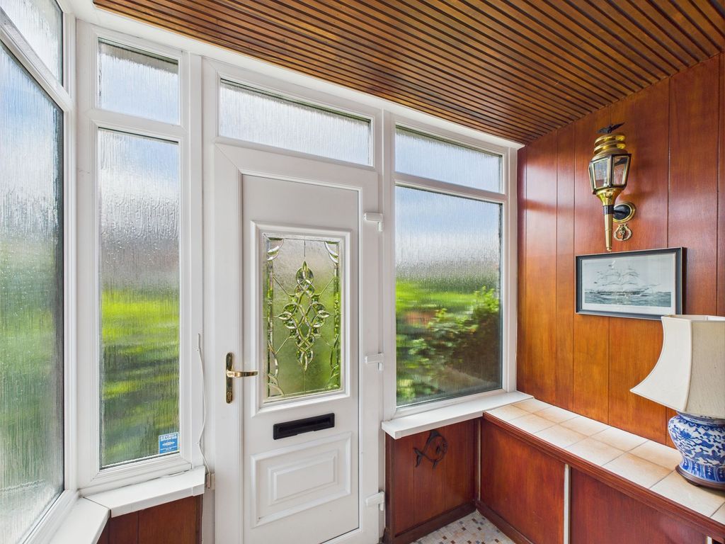 Property photo 2 of 26