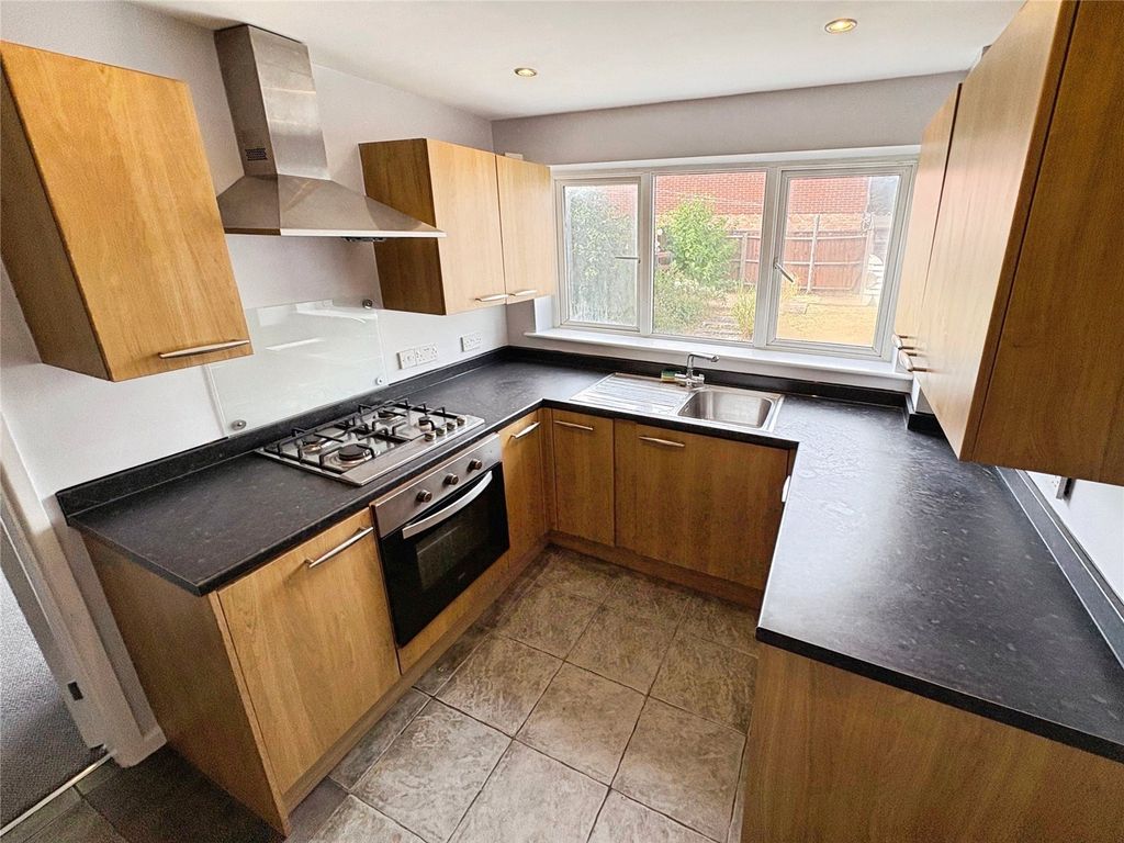 Property photo 2 of 14 Kitchen