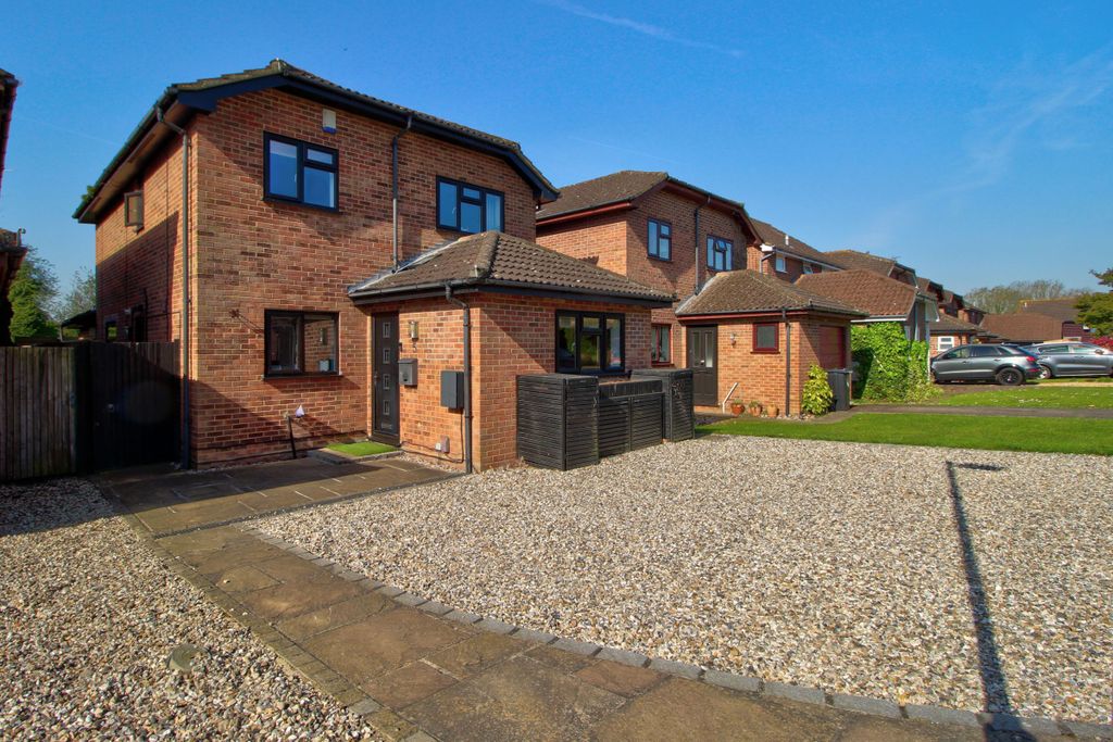 Property photo 1 of 23