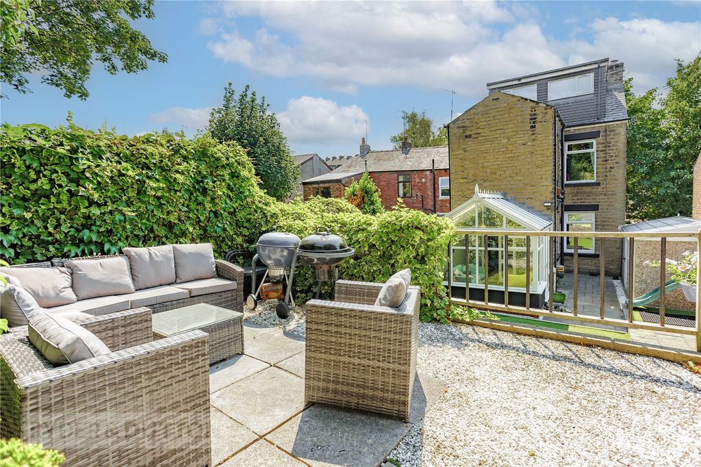 Property photo 1 of 25 Rear Garden