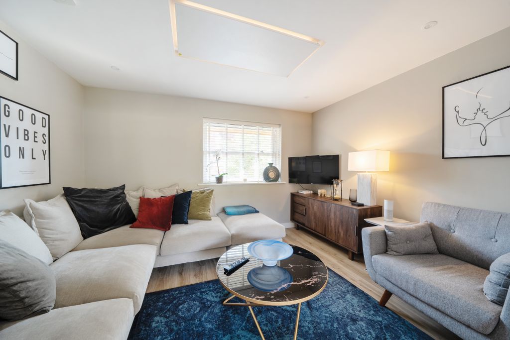 Property photo 3 of 21 1149780 (11)