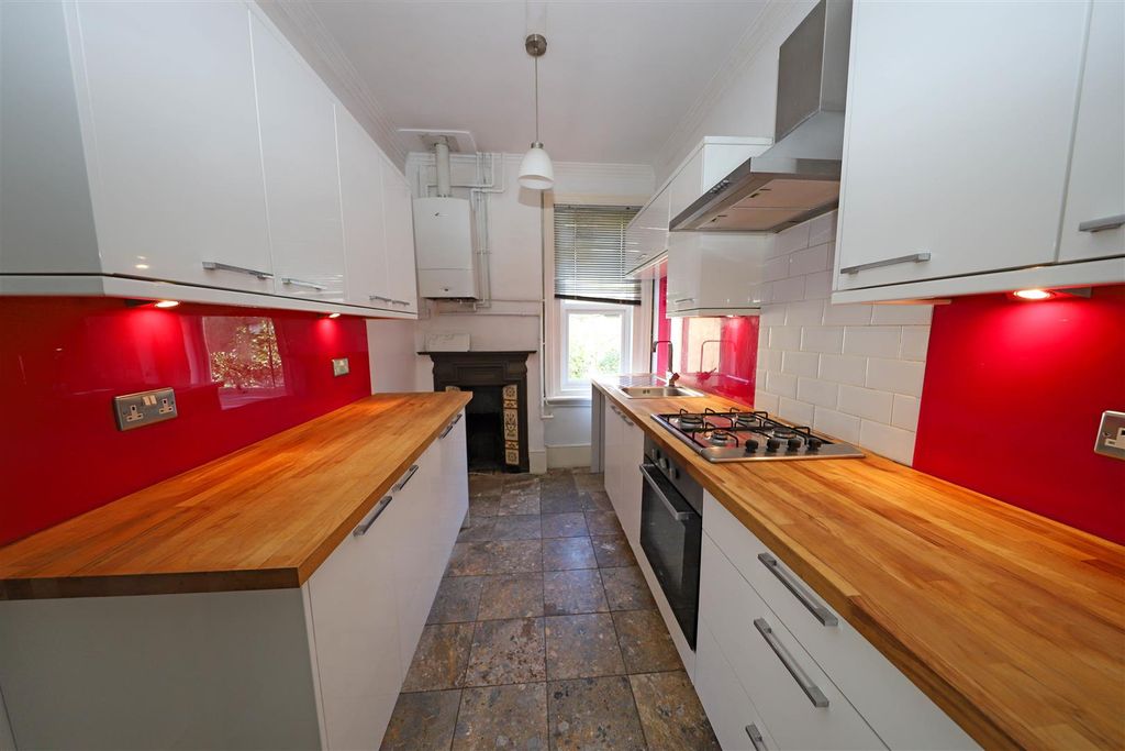 Property photo 2 of 10 Nicholas James Thron Rd Kitchen_.Jpg