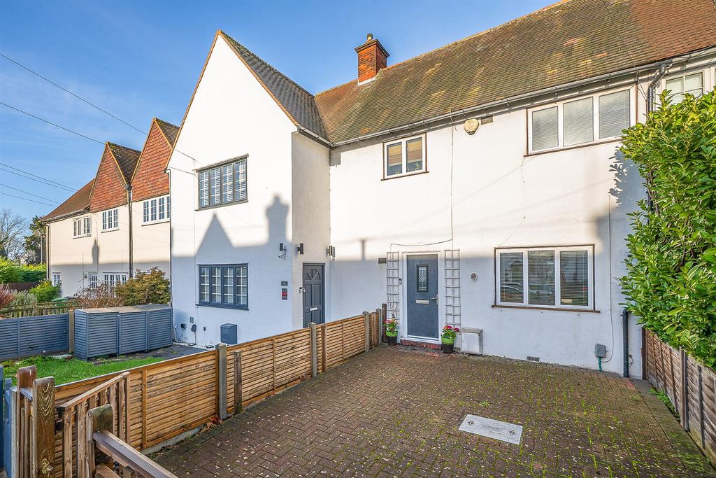 Property photo 1 of 15