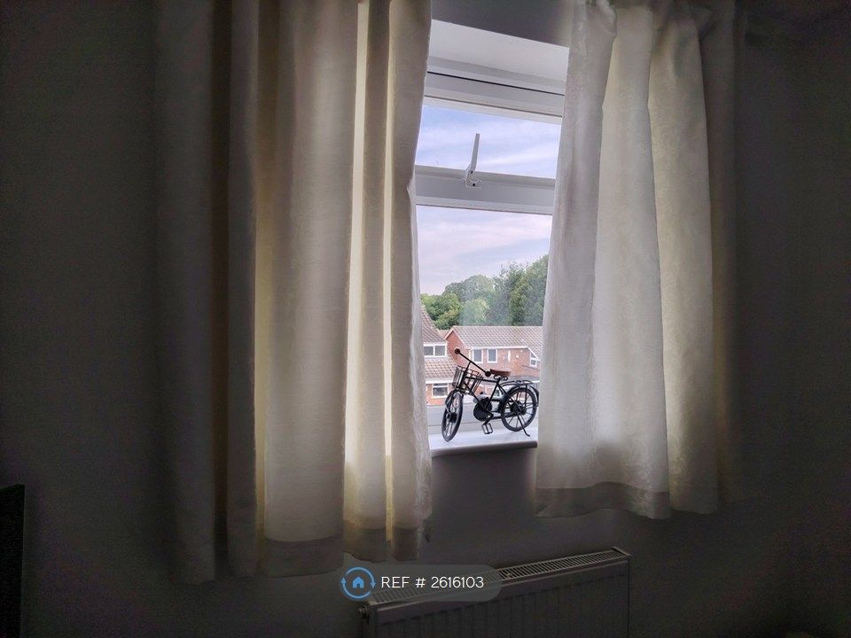 Property photo 2 of 3