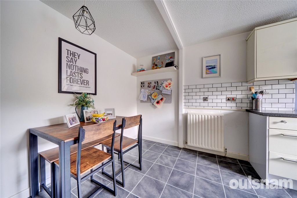 Property photo 2 of 22 Picture No. 04