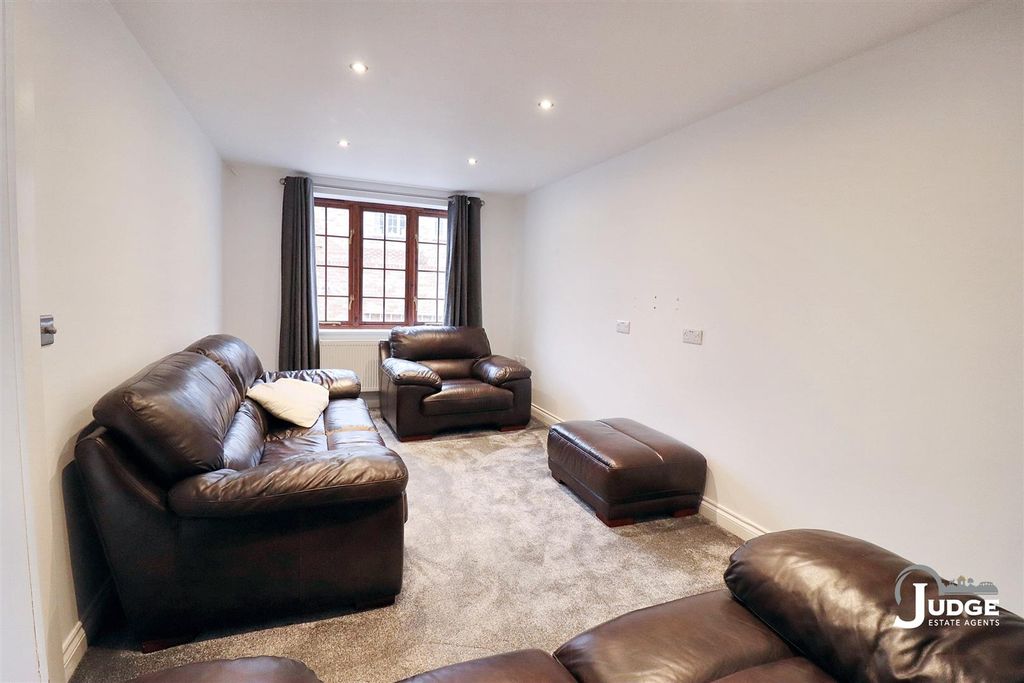 Property photo 3 of 37 Img_6934.Jpg