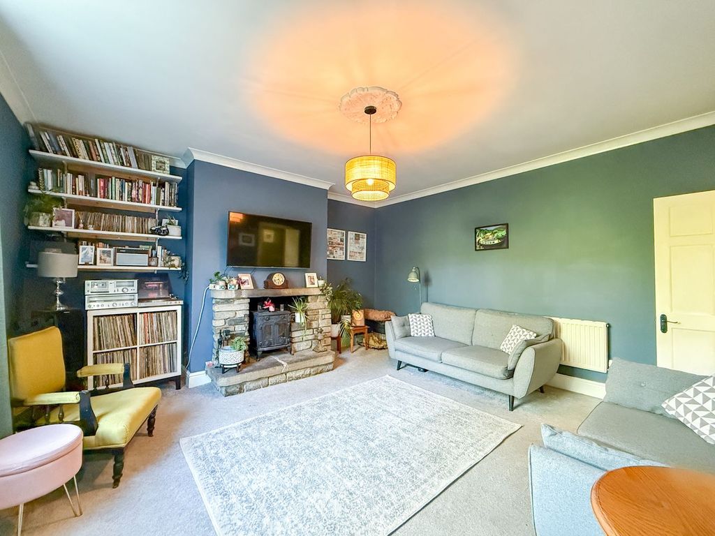 Property photo 3 of 20