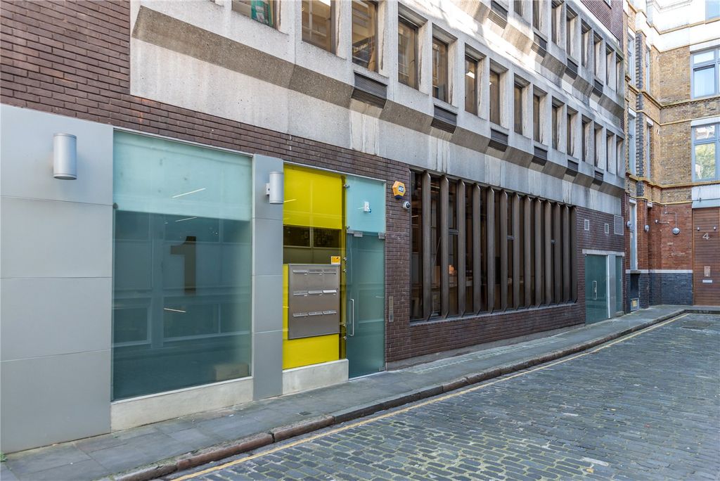 Property photo 2 of 18 Picture No. 43