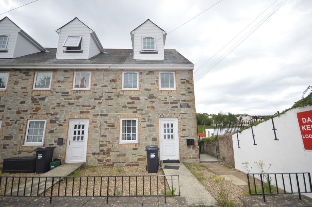 Property photo 1 of 6 Dsc_0032 (Medium).Jpg