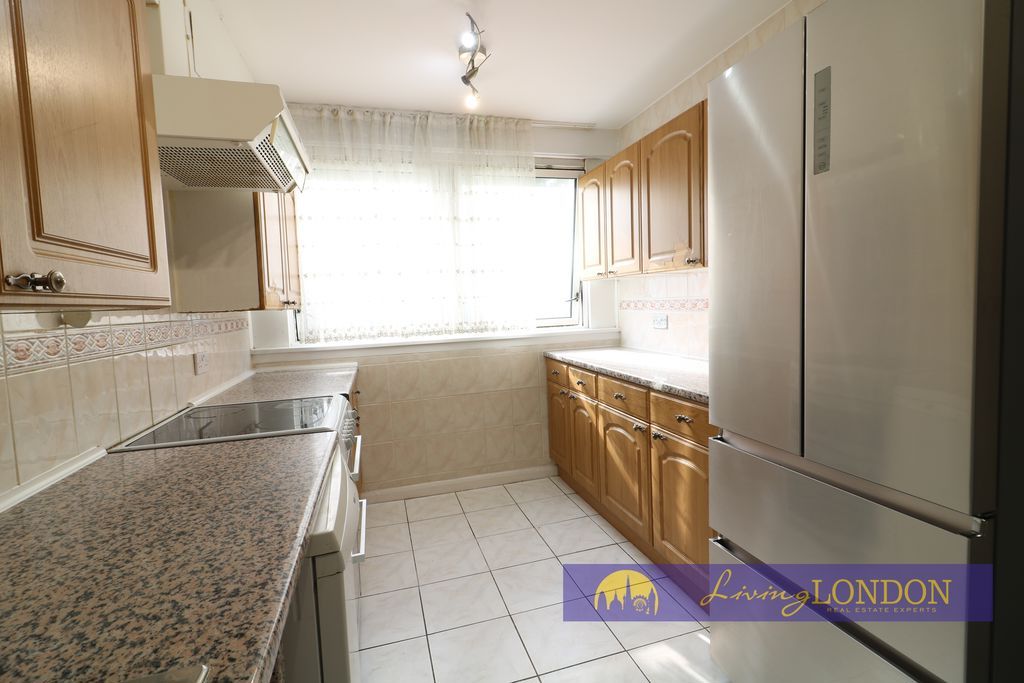 Property photo 2 of 8 Photo 2