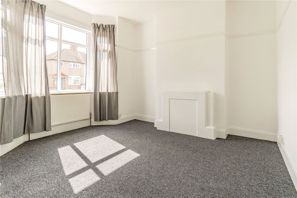 Property photo 2 of 8 Picture No. 02