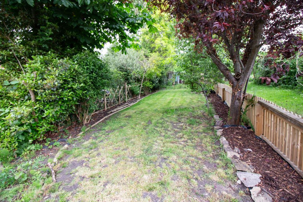 Property photo 3 of 22