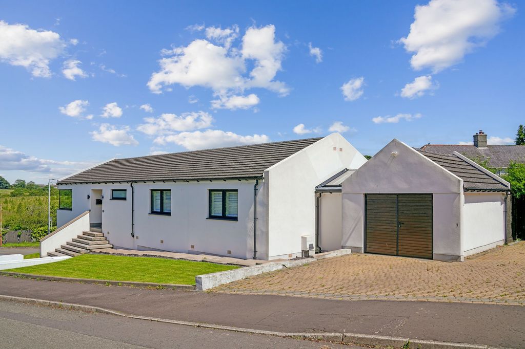 Property photo 1 of 55