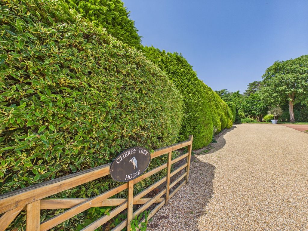 Property photo 3 of 33 Gated Driveway
