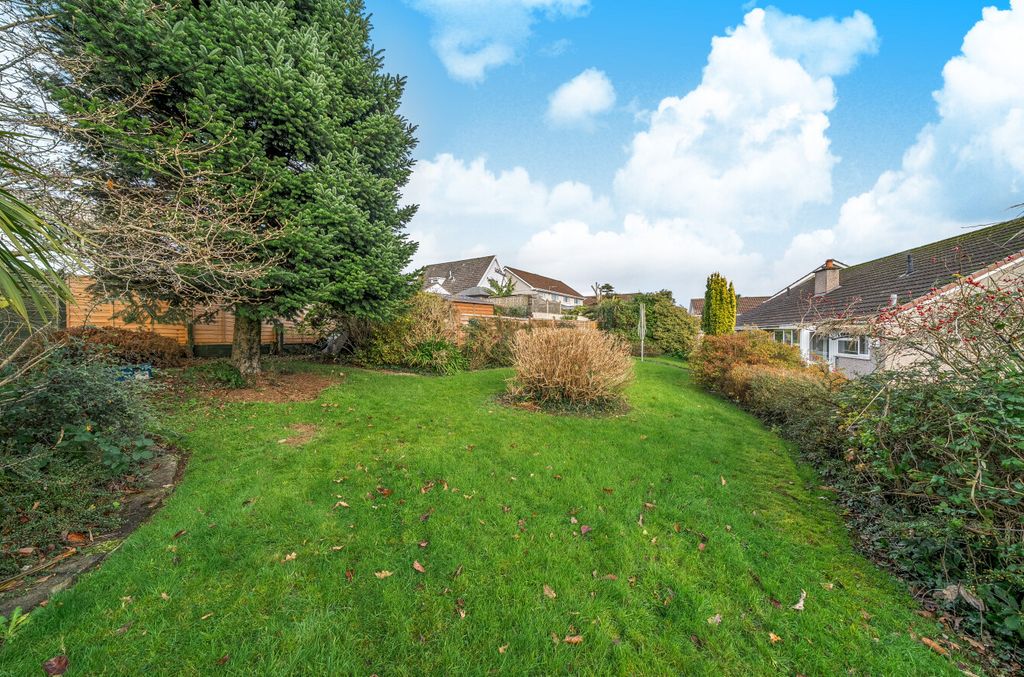 Property photo 3 of 19 1381968-4-691Ca56...