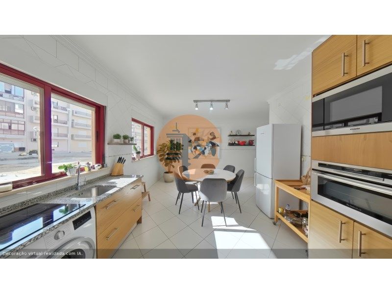 Property photo 2 of 47