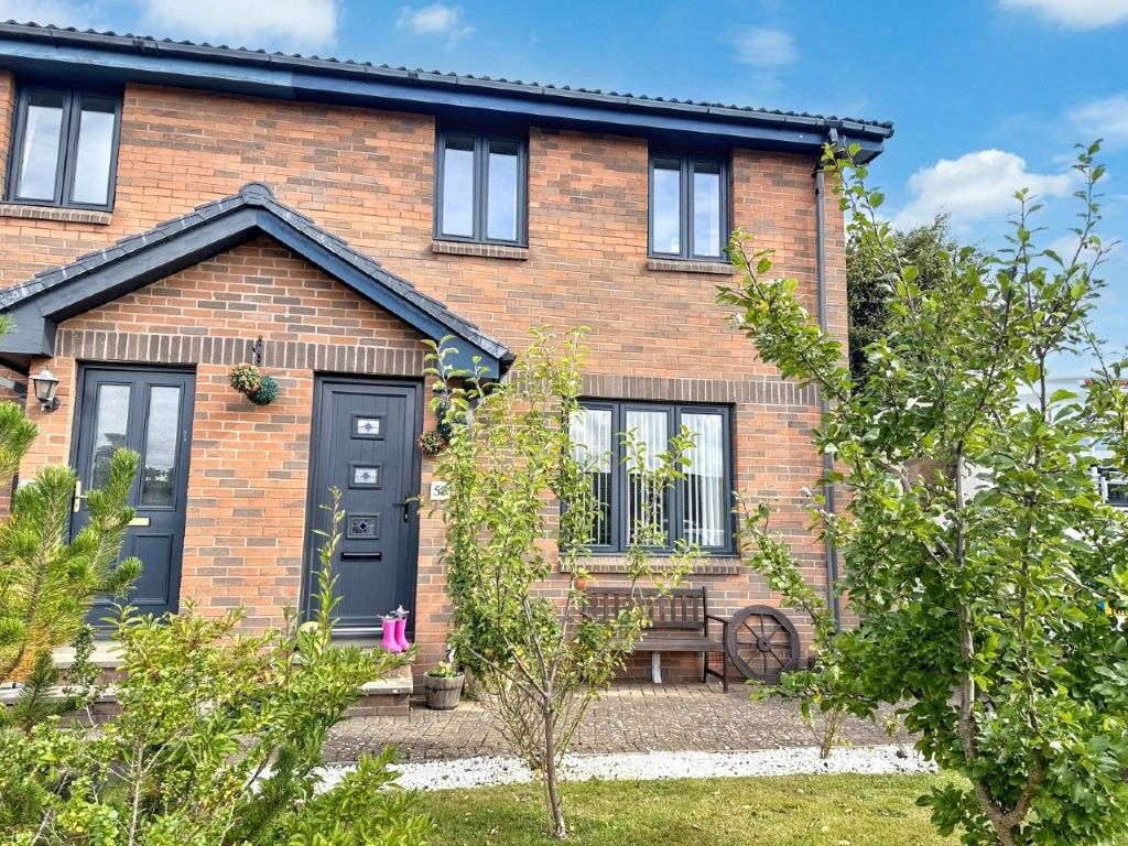 Property photo 2 of 19