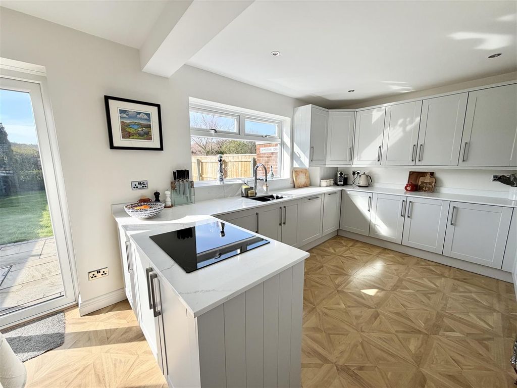 Property photo 3 of 18 Img_9906.Jpeg