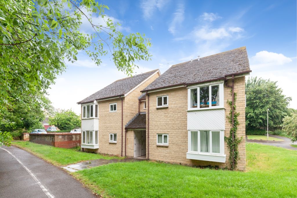 Property photo 1 of 7 95041