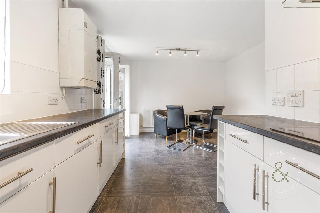 Additional image 5 of 4 bed terraced house for saleBarquentine Place, Cardiff Bay CF10