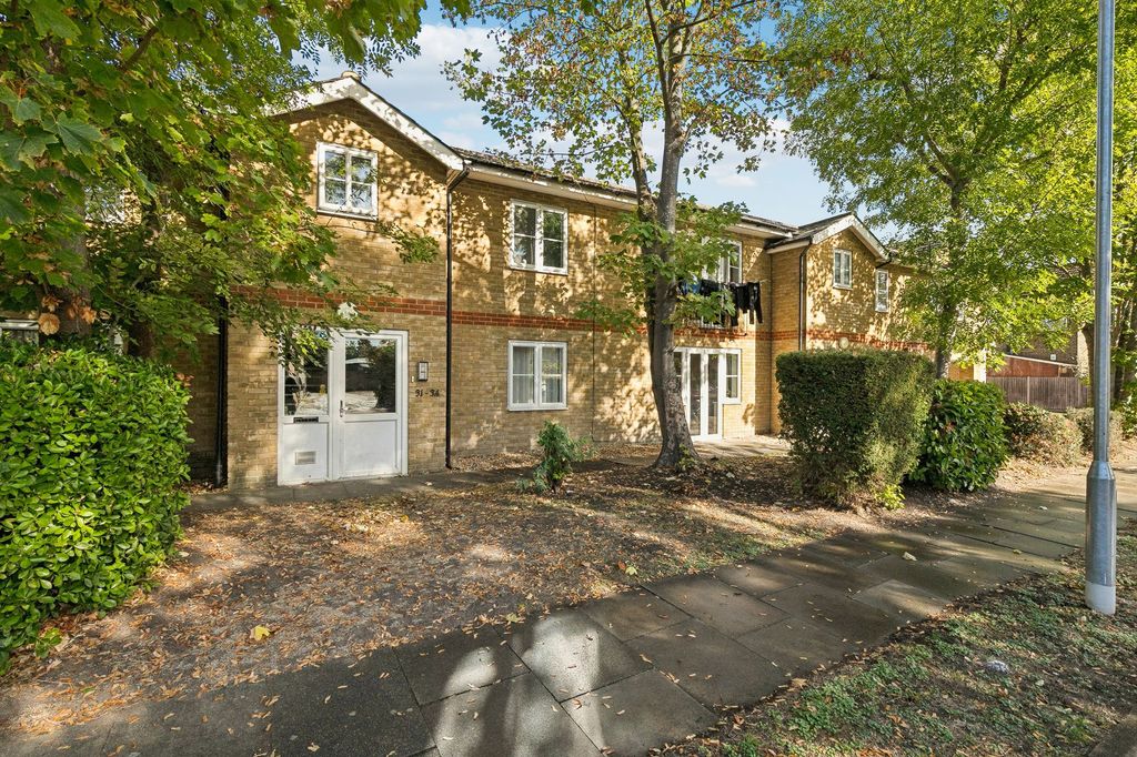 Property photo 1 of 8